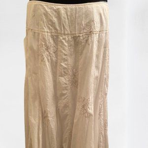 TRIBAL Full-Length White Skirt with Embroidered Flower Pattern. Side Zipper.